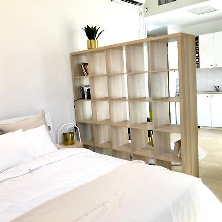 Bright And Spacious Loft By The Sea With Bomb Shelter Tel Aviv Buitenkant foto