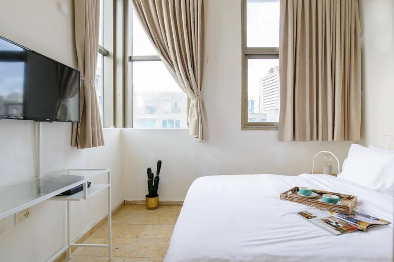 Bright And Spacious Loft By The Sea With Bomb Shelter Tel Aviv Buitenkant foto